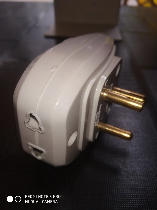 Multiplug Light To Power  - White