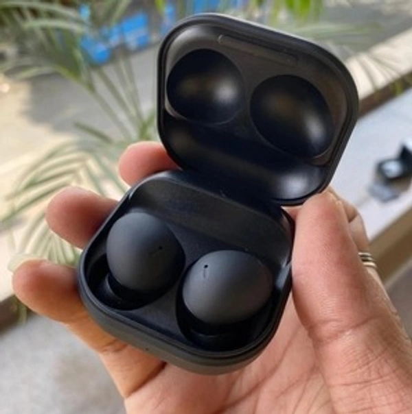 Buds 2 Pro Wireless Earbuds - BLACK