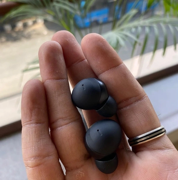 Buds 2 Pro Wireless Earbuds - BLACK