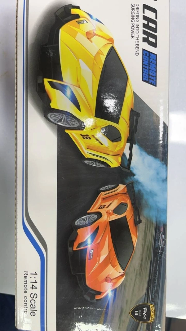1:14 Scale Remote Control Sports Car | Drifting Power with Spray Effect