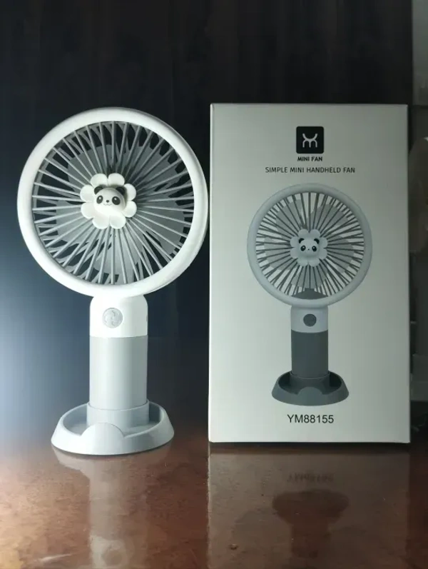 Portable USB Mini Fan for Children – Lightweight & Durable