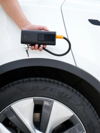 Smart Air Pump – Portable Fast Inflation for Car, Bike, and Sports Balls