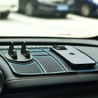 360° Rotating Car Phone Holder with Non-Slip Mat – Universal Dashboard & Air Vent Mount for Smartphones