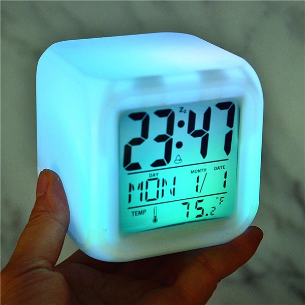 Colorful Color Changing Square Cube LED Light – RGB Modes, Remote-Controlled, Rechargeable