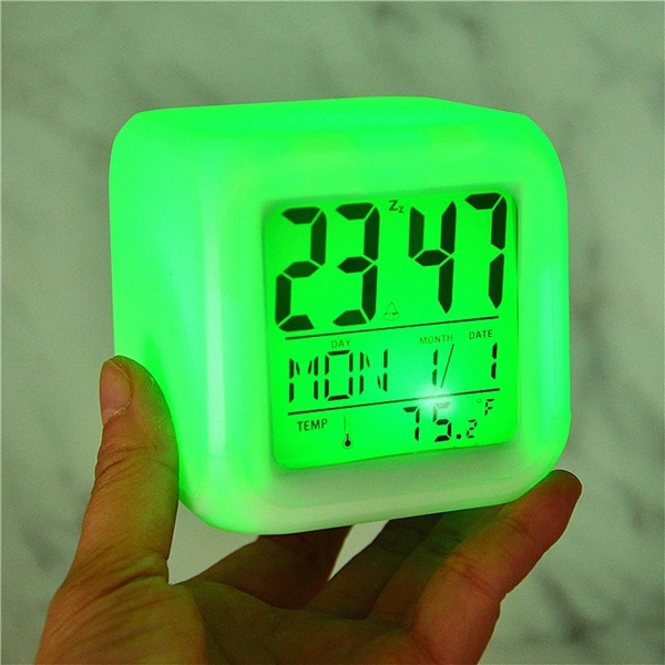 Colorful Color Changing Square Cube LED Light – RGB Modes, Remote-Controlled, Rechargeable