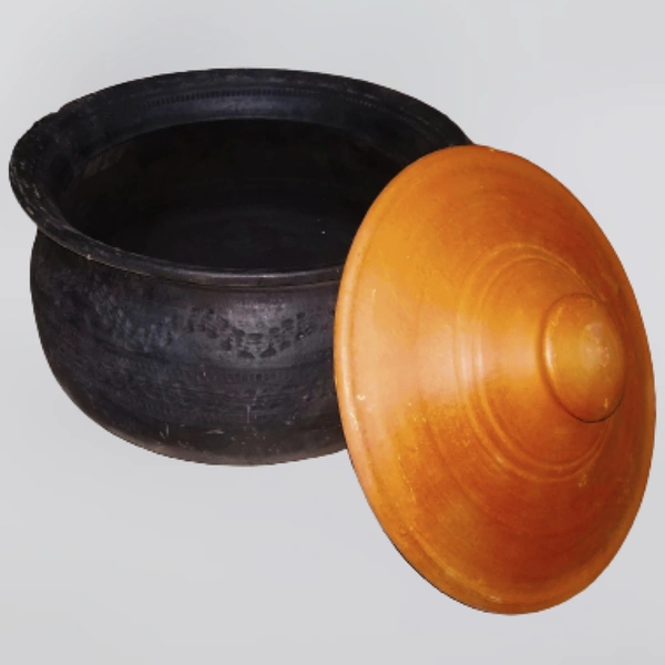 Black Clay Cooking Pot 1 Litre