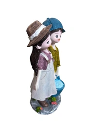 LOVELY COUPLE STATUE - 7.5 INCH