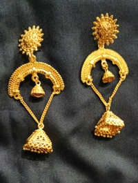 Golden Jhumke