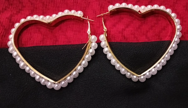 Hot Hearty Hoops with White Pearls