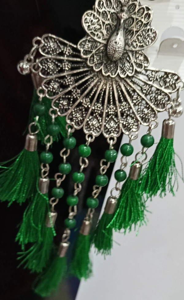 Green Tassel Peacock
