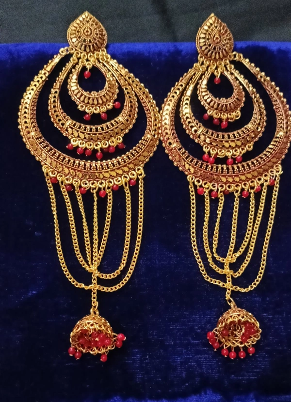 Laal Rang k Lambe Jhumke