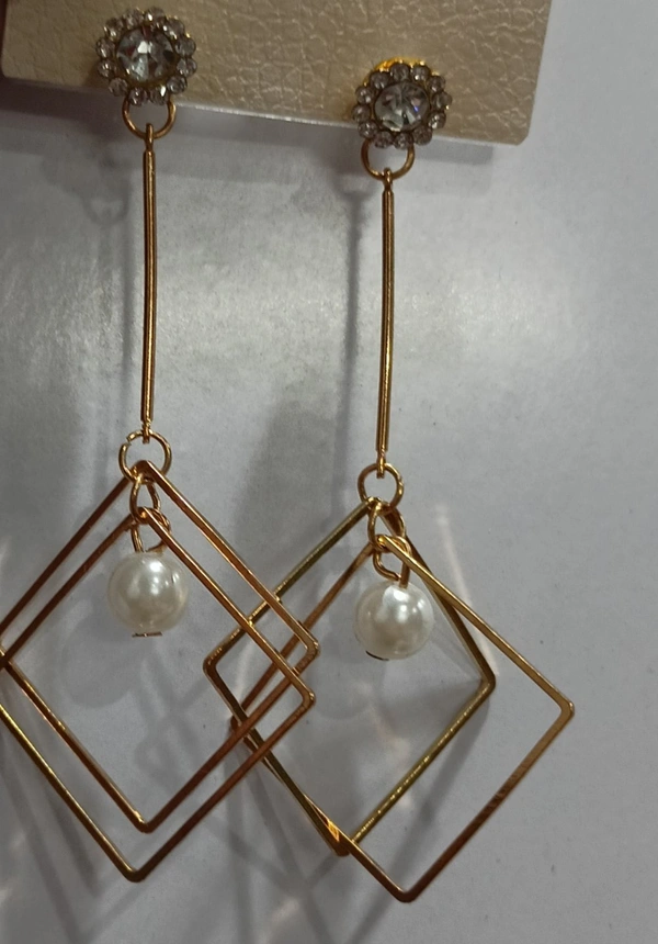 Golden Kites with a Pearl