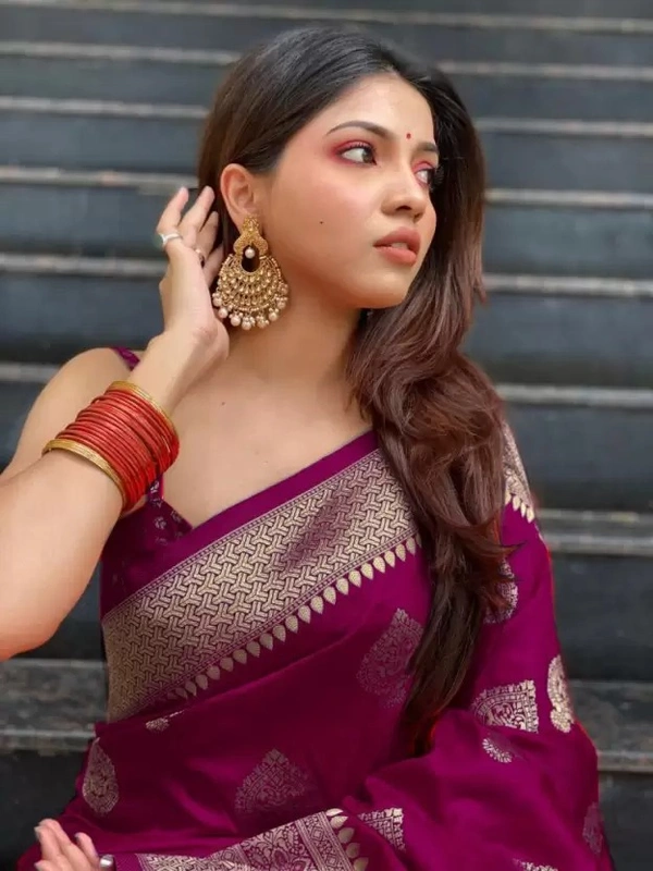 Woven Kanjivaram Pure Silk, Art Silk Saree ( IMT )