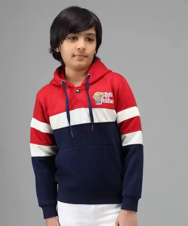  Hooded Sweatshirt