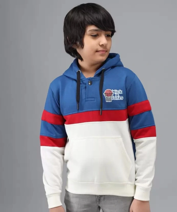  Hooded Sweatshirt