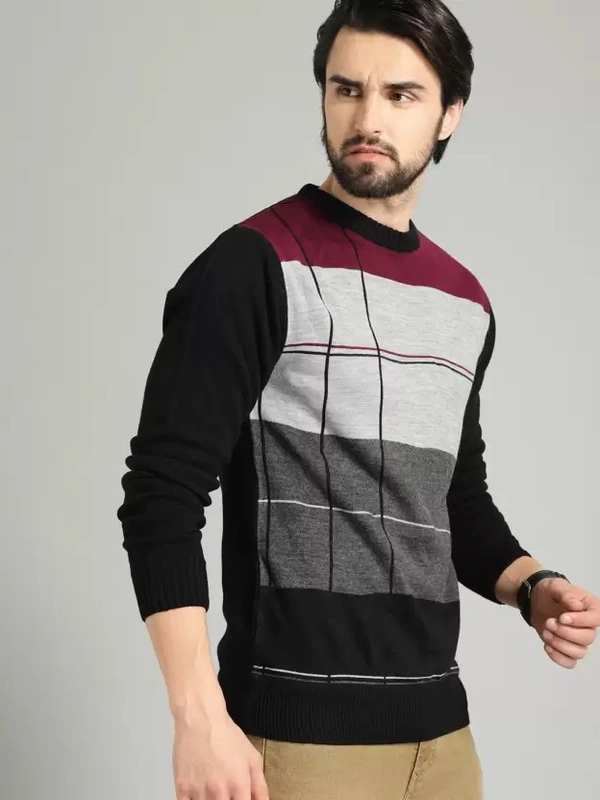Men Solid Round Neck Black Sweater 