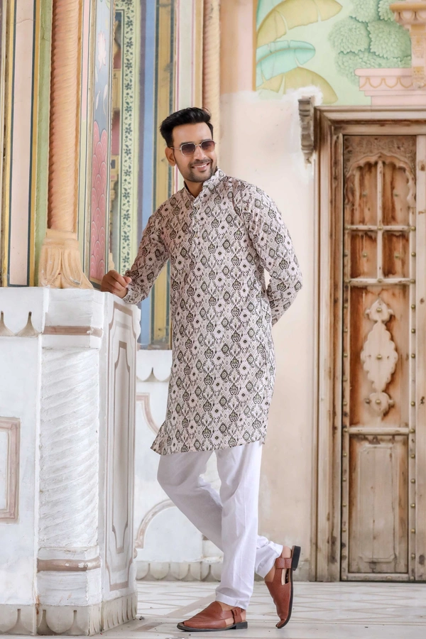 Pale Lavender SatinWeave Polyester Kurta ( indiamarketto )