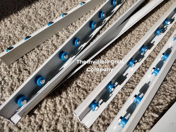 Aluminium Frame Track Plus Cover MEDIUM SS304 Bolts 2 Inch Spacing Powder coating White   - White, 118 Inches Or 3 Metres