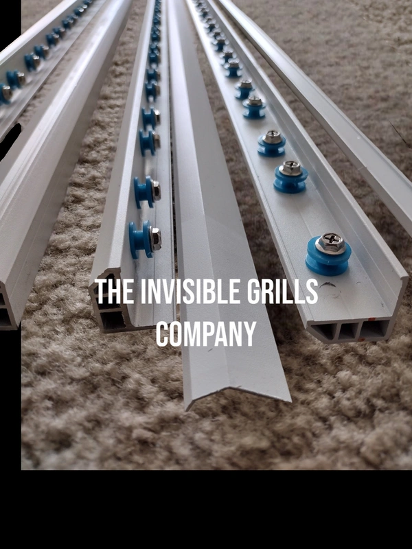 Aluminium Frame Track Plus Cover MEDIUM SS304 Bolts 2 Inch Spacing Powder coating White   - White, 118 Inches Or 3 Metres