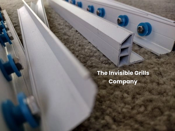 Aluminium Frame Track Plus Cover STANDARD SS304 Bolts 2 Inch Spacing Powder coating White  Invisible Grills Raw Materials Track and Cover 