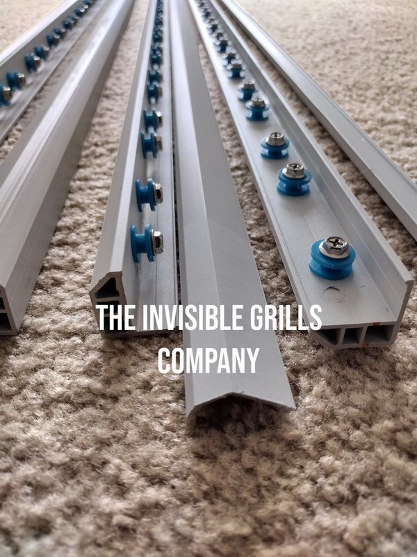 Aluminium Frame Track Plus Cover HEAVY SS304 Bolts 2 Inch Spacing Powder coating White  For Invisible Grills Material Aluminum Track