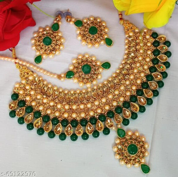 Fancy jewellery set