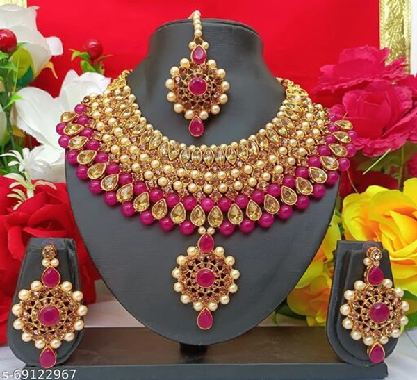 Fancy jewellery set