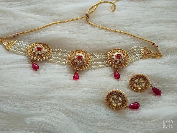 Stylish Multicoloured Alloy Necklace And Earring Set - Red