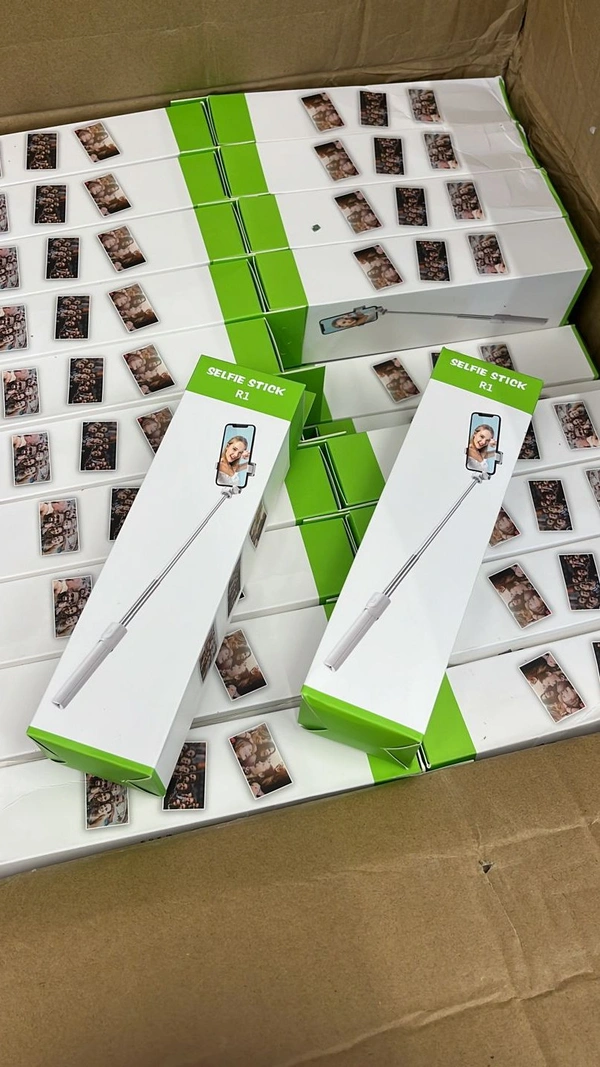 Wireless Remote selfie stick R1 Bluetooth Selfie Stick