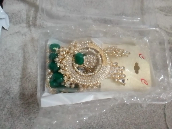 Beautiful Princess Pearl's Earrings ( Green ) Jhumkas  - Adjustable 