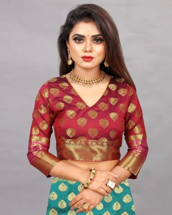 Self Design Kanjivaram Pure Silk, Sarees  - Free Size 