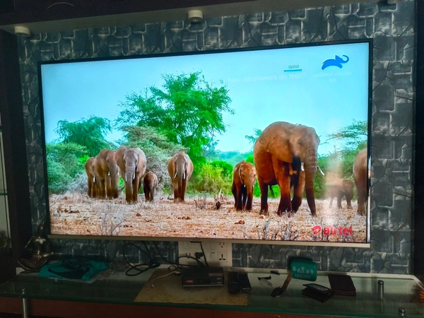 65" SONY SMART ANDROID 4K UHD FREMLESS QLED (7000IMPORT SERIES)  - Black, 65"