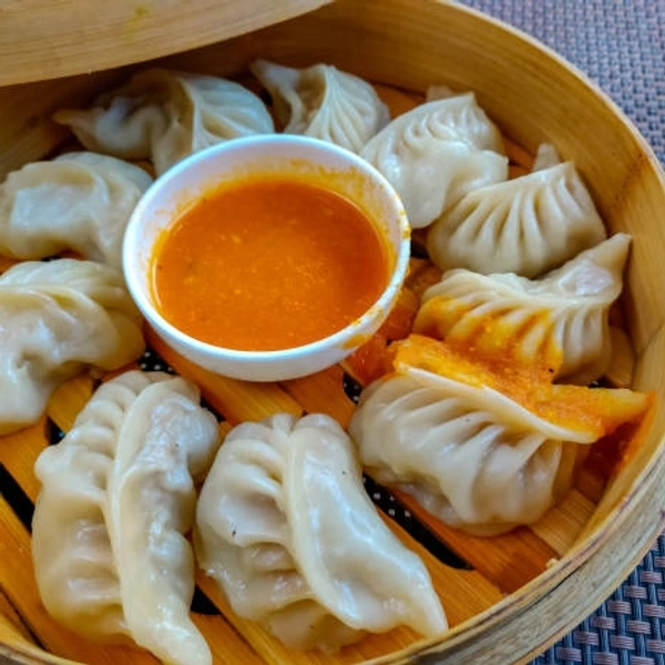 Chicken Momos - Half (4Piece)