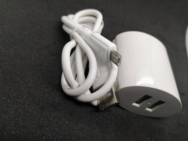 CRP 3.4A CHARGER DONGLE WITH CABLE 