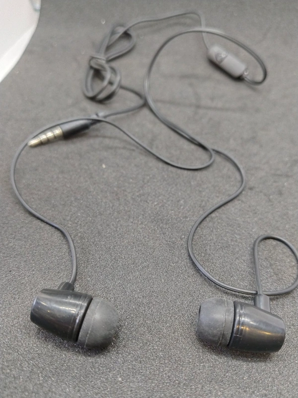 EARPHONE WITH MIC M550