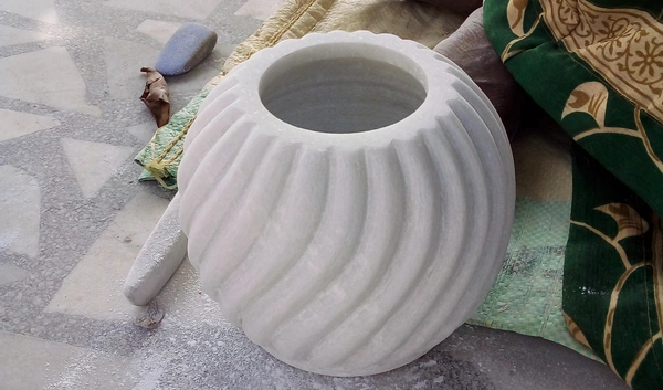 Marble Design Planter 7"