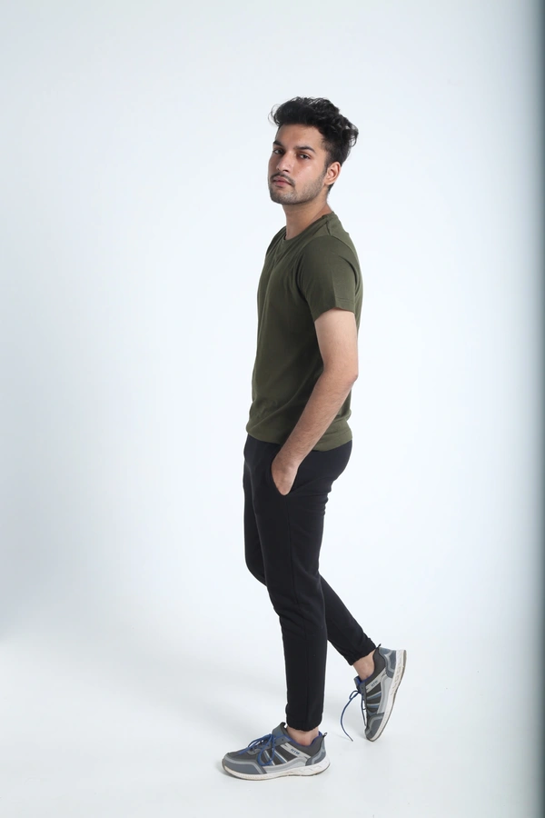 Men's T-Shirt Military Green - M