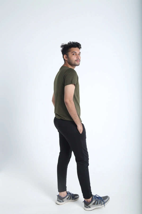 Men's T-Shirt Military Green - M