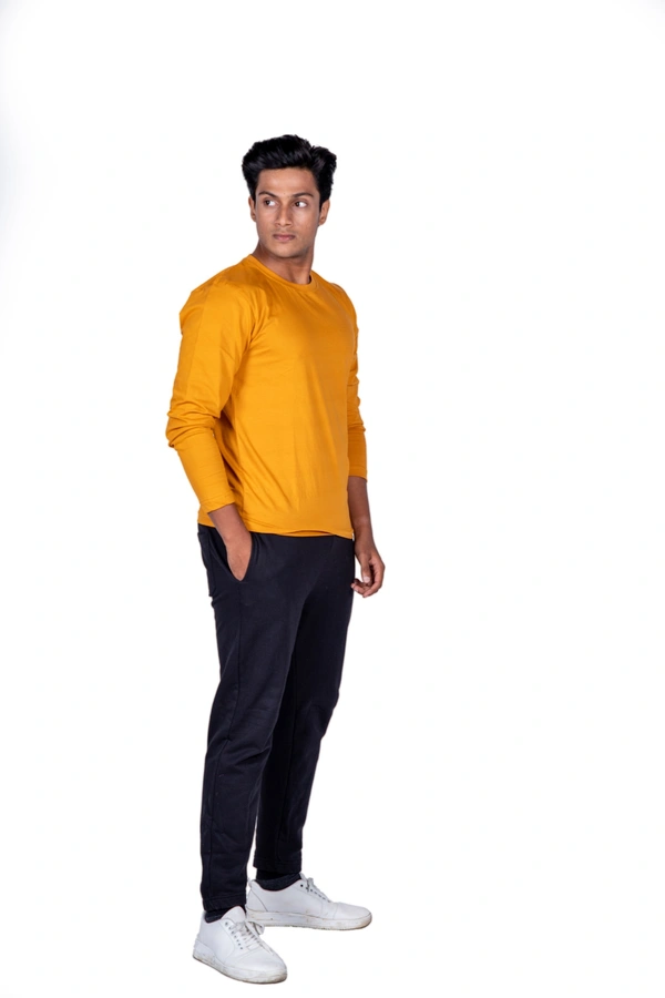 Men's T-Shirt Musturd - M