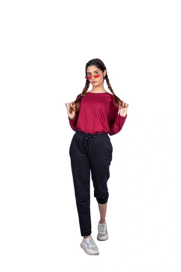 Women's T-Shirt Maroon - L