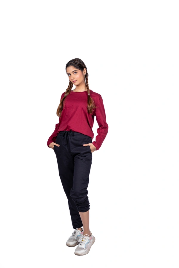 Women's T-Shirt Maroon - L