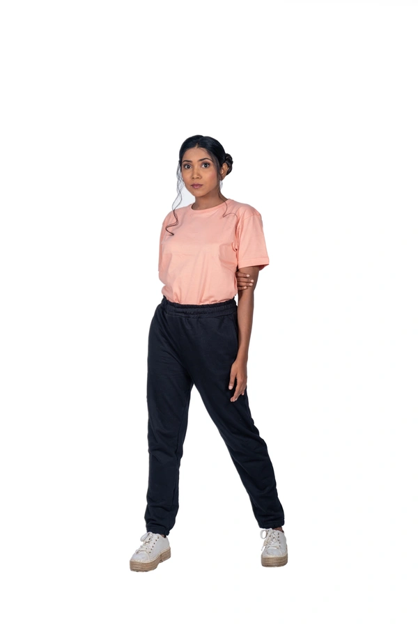 Women's T-Shirt Peach - L