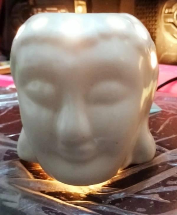 बुद्ध लाइट फिटिंग में  - White, 6 इंच