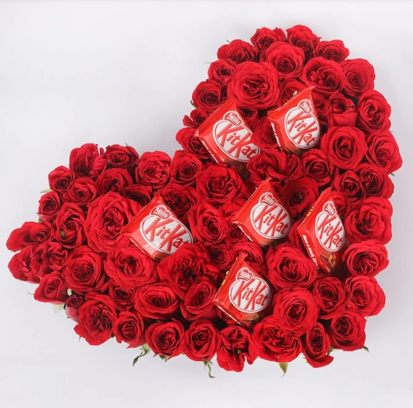 Kitkat With Rose Bouquet