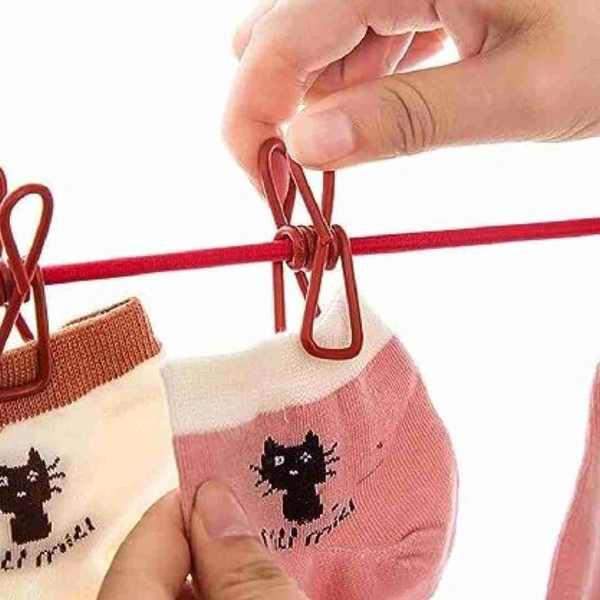 Premium Clothesline Rope With 12 Movable Clips