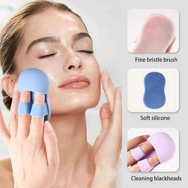 Double Finger Supported Facial Soft Silicone Scrubber Brush For Black And White Heads Removal