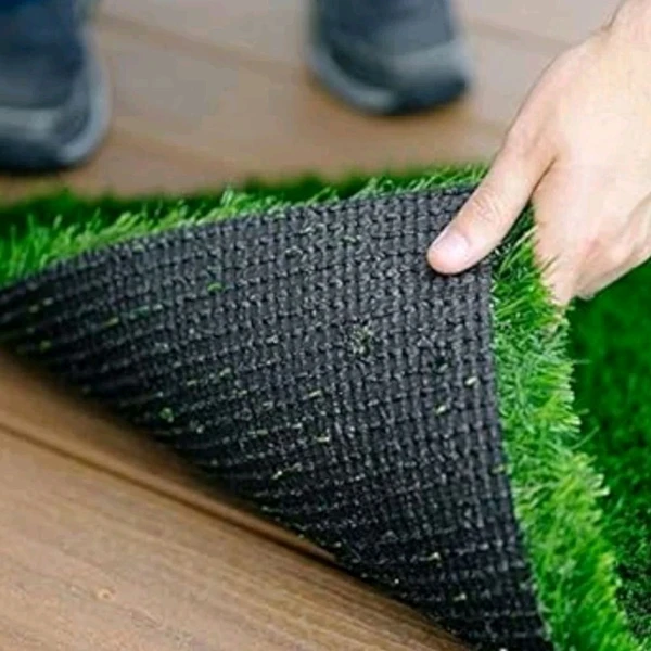 Artificial Grass Square Mat (9×9 inches)