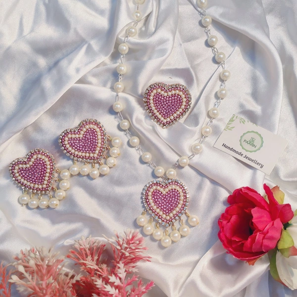Heartbeat Long Pendant Set - Pink Lace