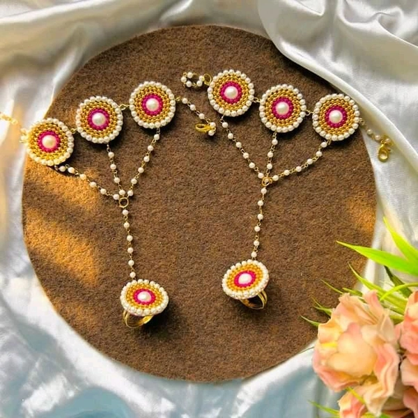  Drape Hathphool - Gold, Pair