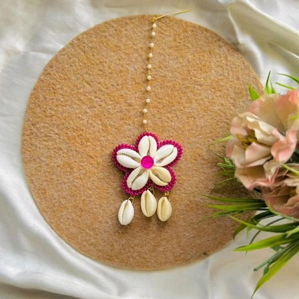 Shell Flower Maangtikka  - pink